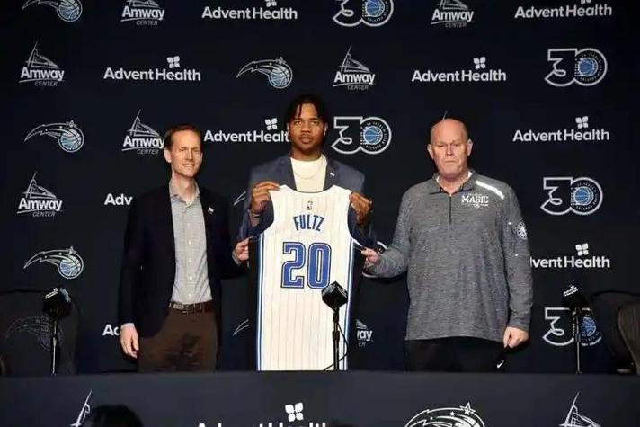 正式加盟！你好，富尔茨！状元郎杀回NBA