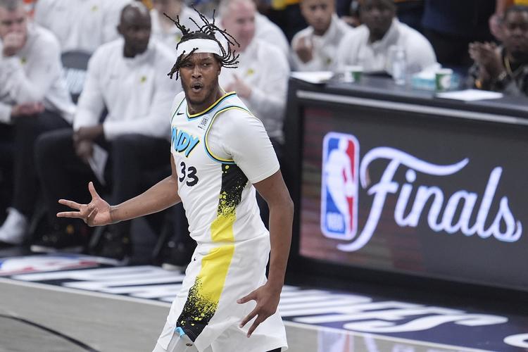 出手没犯规多！特纳3中2仅拿7分3板1断2帽5次犯规