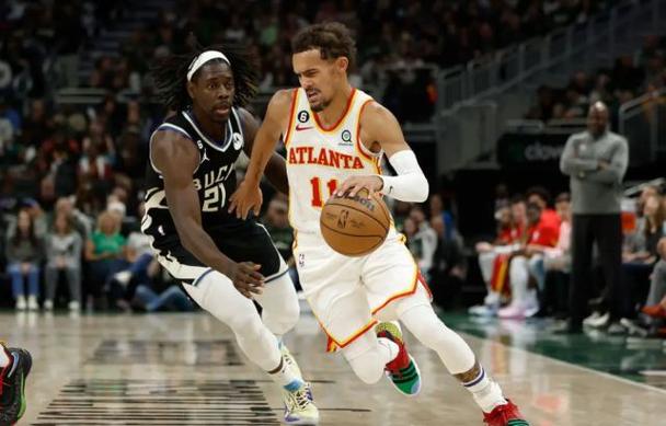 填满数据栏！德章泰穆雷14中8得19分4板6助1断1帽得分全队最高