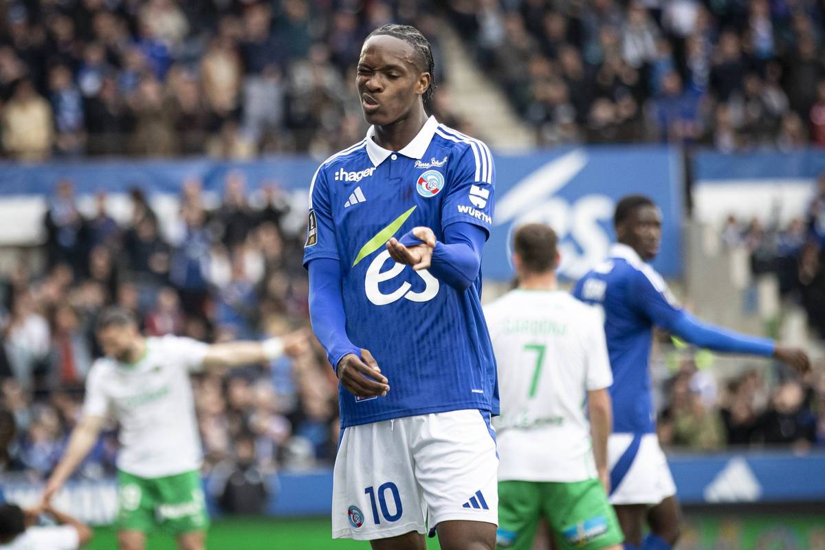 葡媒：利物浦和纽卡有意葡体前锋苏亚雷斯，本赛季他已进33球