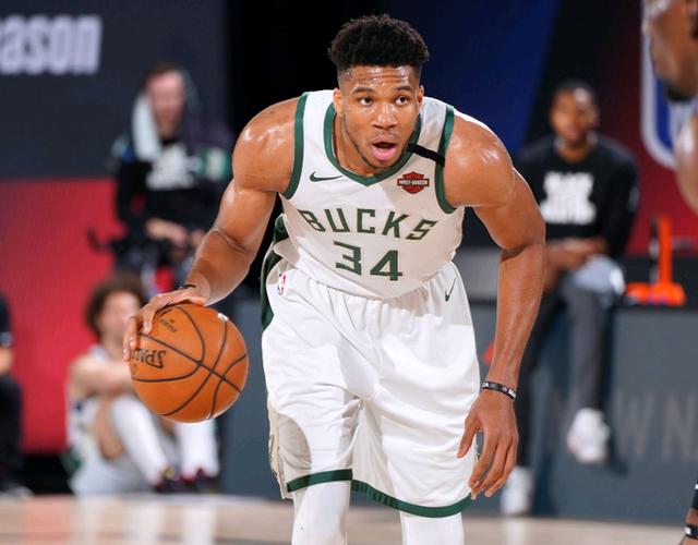 给机会不中用啊！博雷戈：首发打得很好替补显然没做好本职工作