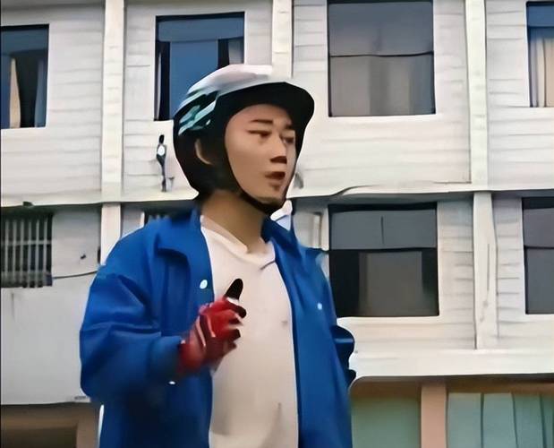 飞驰人生!张雪14岁当修理铺学徒,19岁冒雨100公里追湖南卫视