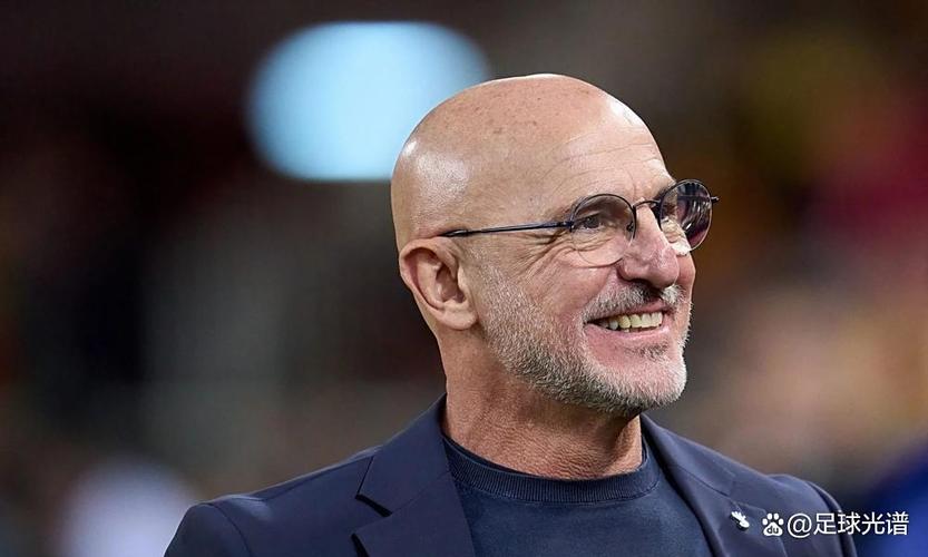 德拉富恩特：理解巴萨的担忧，但他们球员所冒的风险与皇马一样