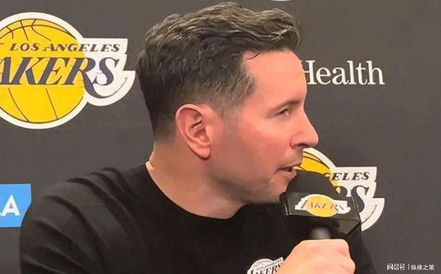 全队点名夸奖!雷迪克谈三月强势原因:健康+球员都明确了定位