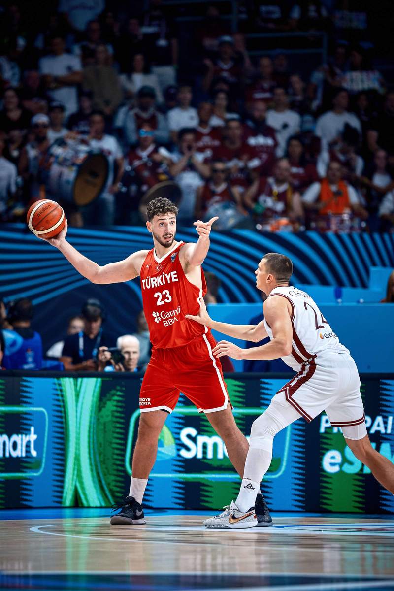 17分大胜！火媒：近期最佳胜利KD延续最佳阵赛季申京默默砍两双